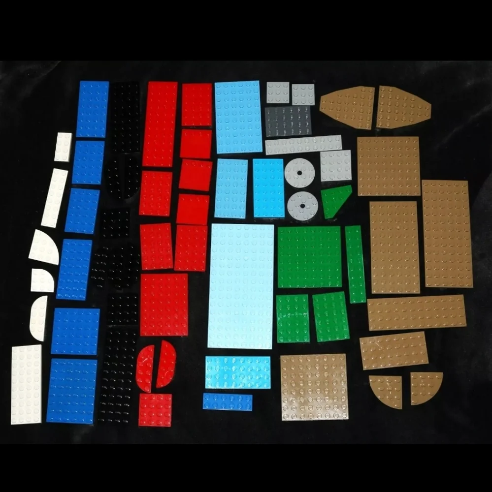 Lego bulk baseplates 6x6, round, angled, 8x8, 8x16 - multicolor 🟥🟦🟩 - Picture 1 of 5